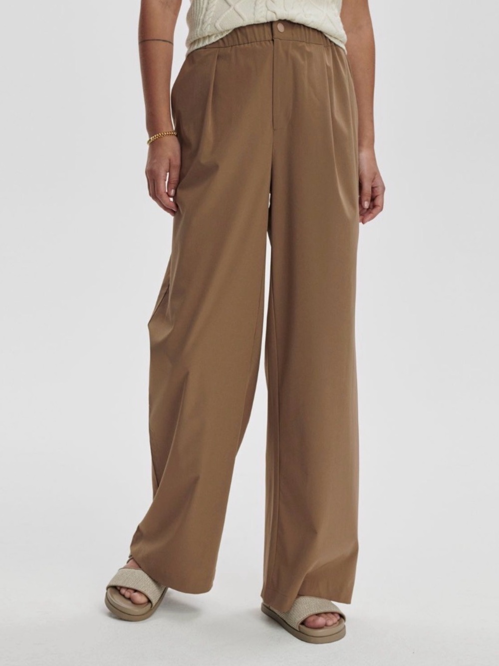 Varley Wide-Leg Trousers in Camel Brown